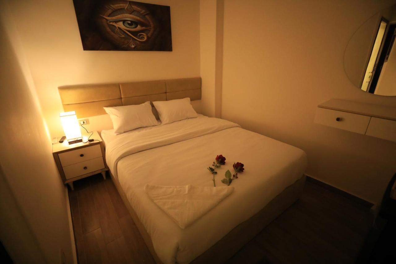 Pyramids Heart Hotel Kafret el-Gabal Extérieur photo