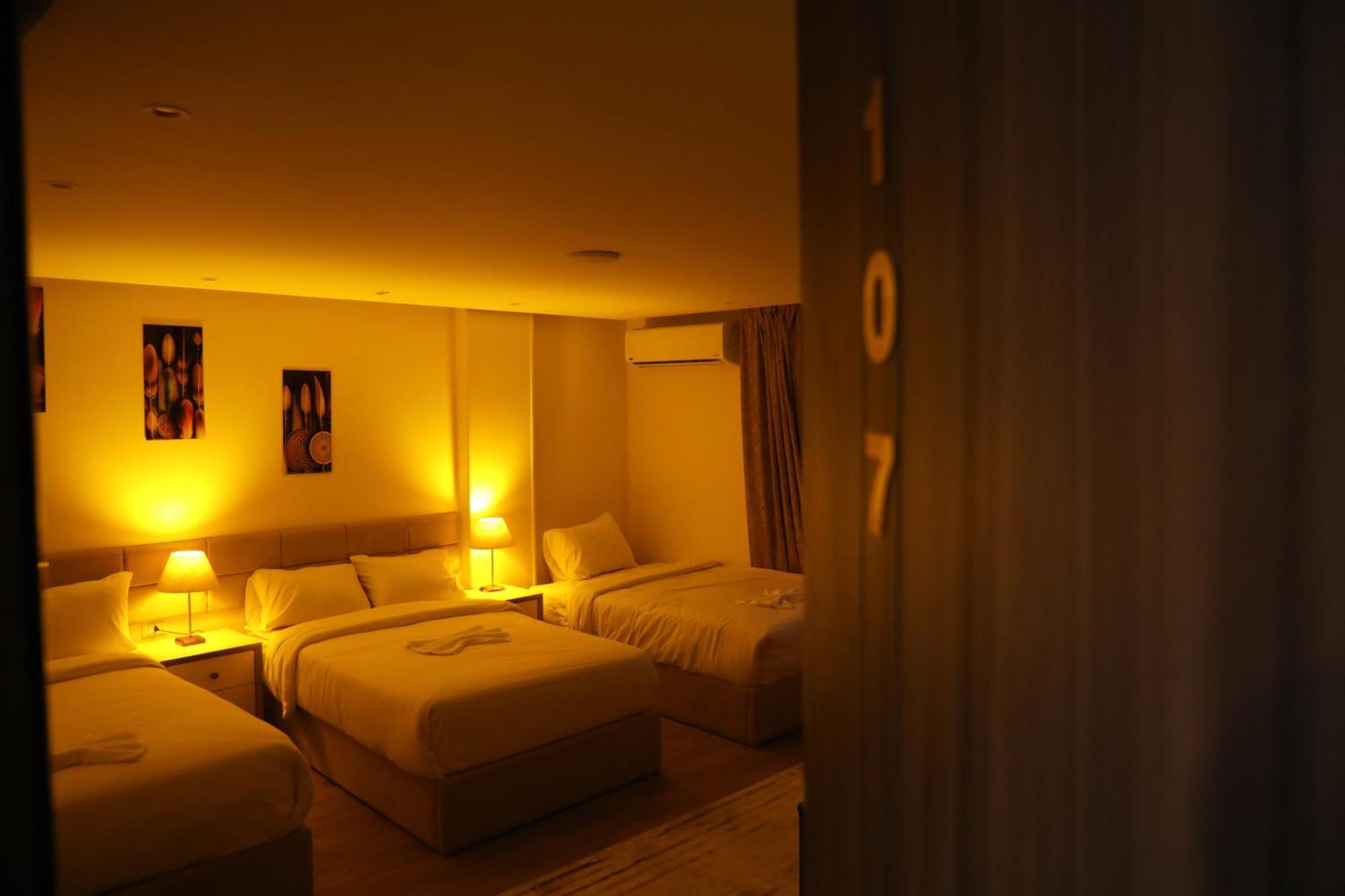 Pyramids Heart Hotel Kafret el-Gabal Extérieur photo