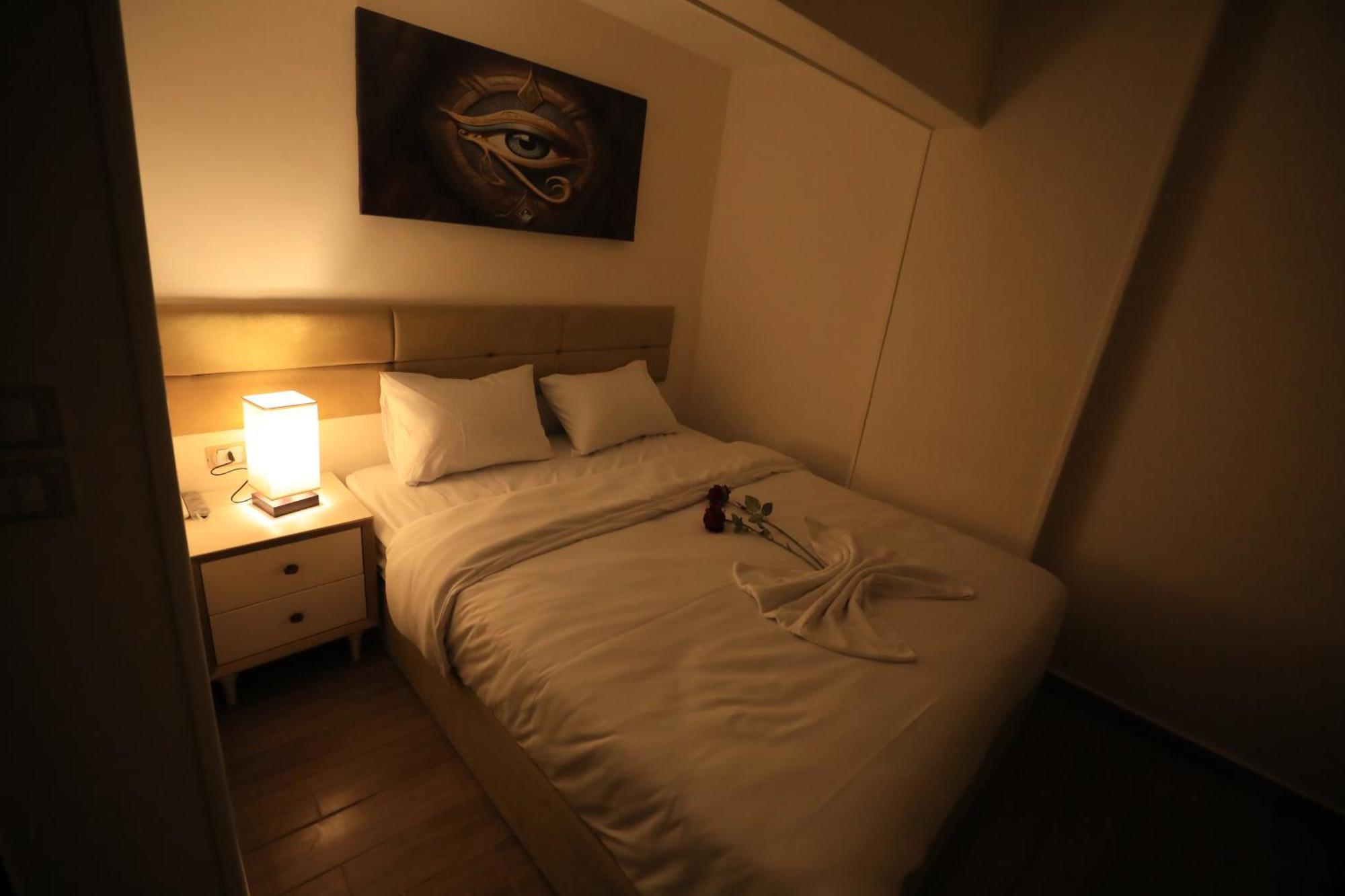 Pyramids Heart Hotel Kafret el-Gabal Extérieur photo