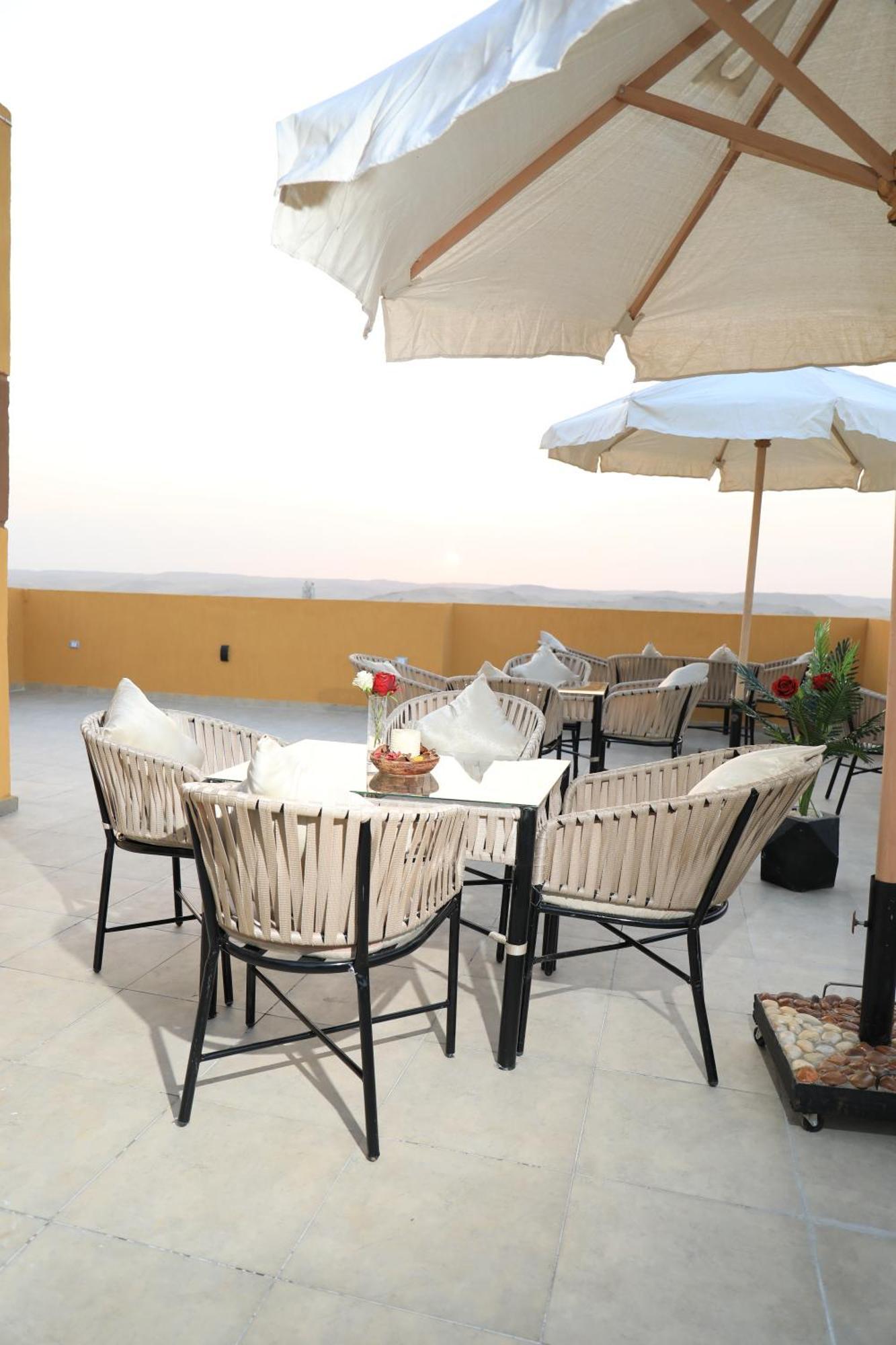 Pyramids Heart Hotel Kafret el-Gabal Extérieur photo